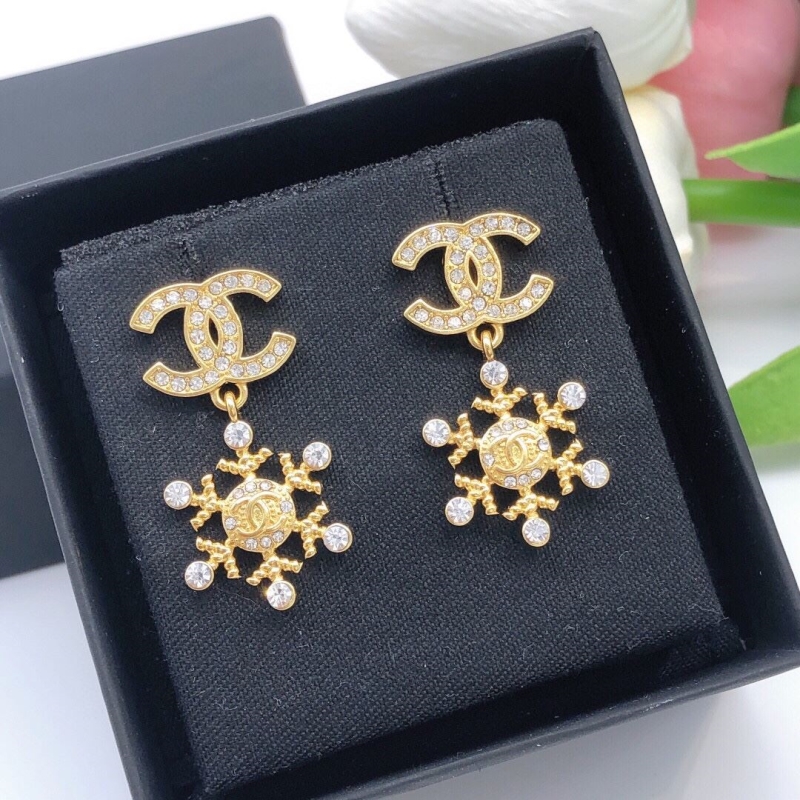 Ch**el earrings